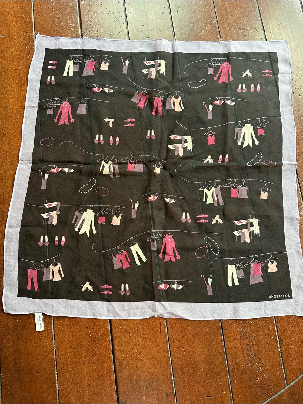 Ann Taylor 💯 Silk Scarf